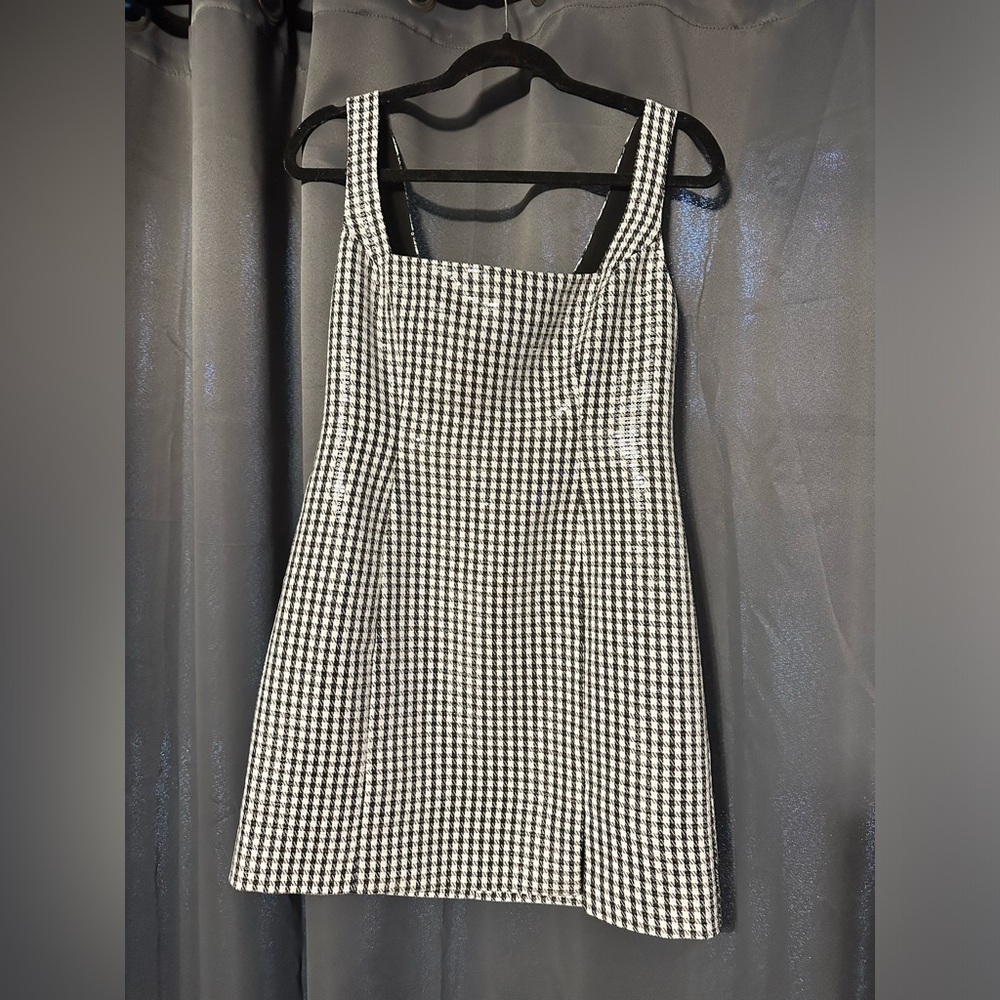Wayf Houndstooth Sequin Minidress Size Medium - image 7